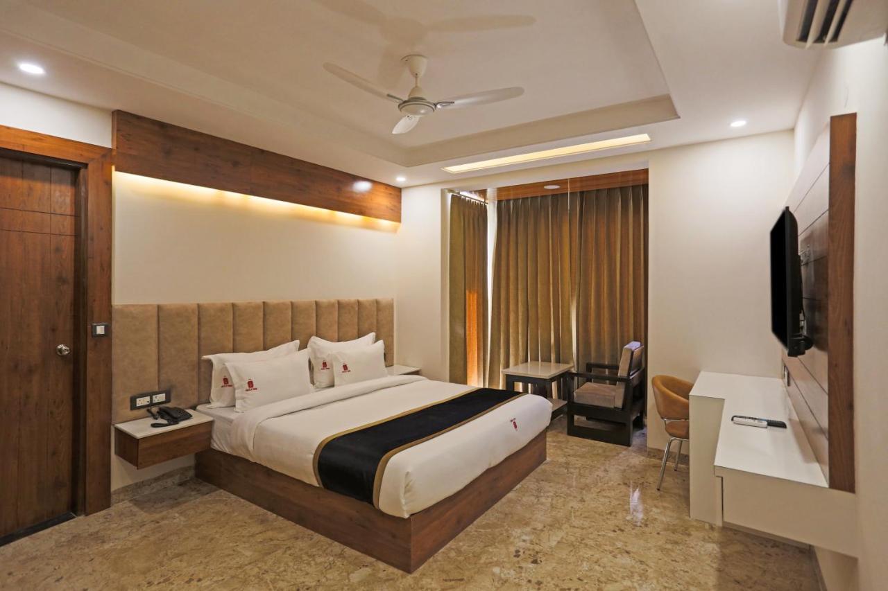 Hotel Deluxe Stay Inn - Near Delhi Airport Нью-Делі Екстер'єр фото