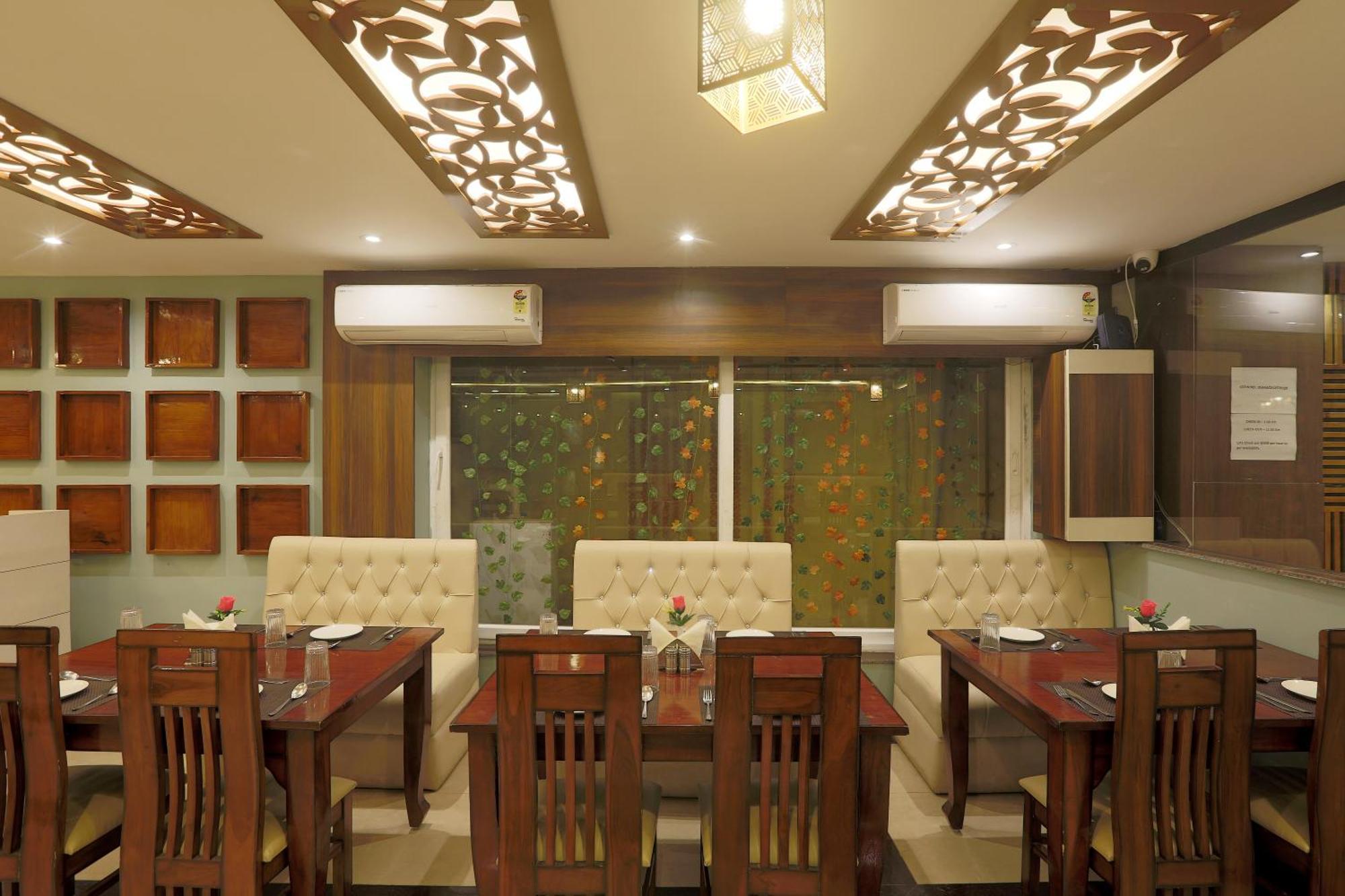 Hotel Deluxe Stay Inn - Near Delhi Airport Нью-Делі Екстер'єр фото